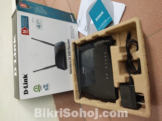 D-Link Dir-615 Dual Antenna Wireless 2.4GHz N300 Router